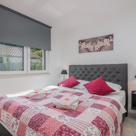 Apartments Elle Luxury Vantacici Malinska Zewnętrze zdjęcie