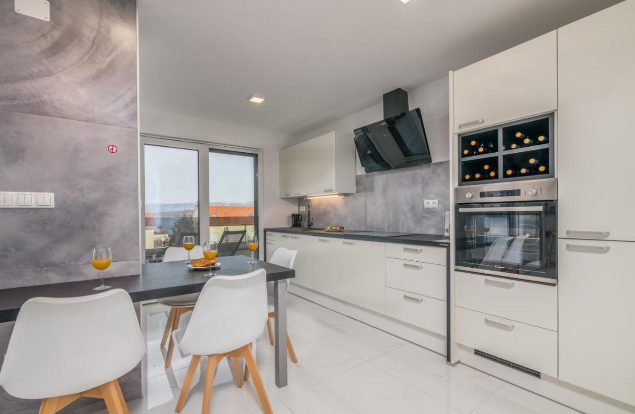 Apartments Elle Luxury Vantacici Malinska Zewnętrze zdjęcie
