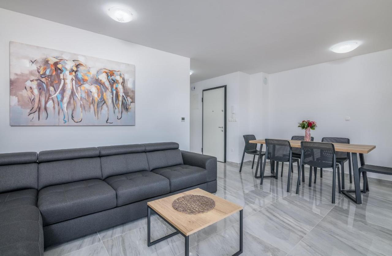 Apartments Elle Luxury Vantacici Malinska Zewnętrze zdjęcie